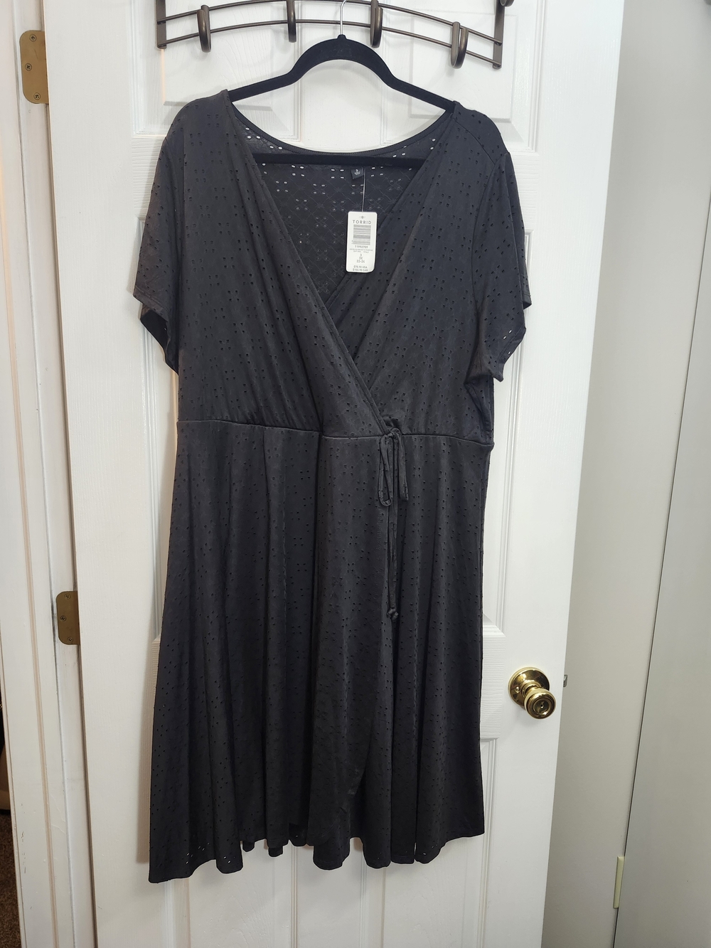 Torrid Black Eyelet Wrap-Style Midi Dress with Tie, Torrid 3 = 3X, NWT